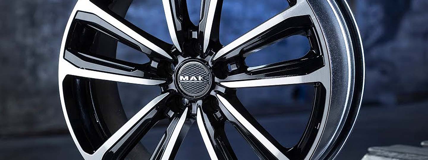 OZ, MAK es Sparco alufelnik